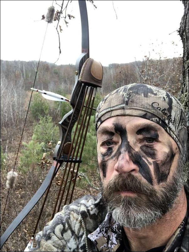 Live2Hunt's embedded Photo